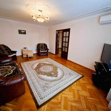 Оренда 5 кімнатної квартири, вул. Щурата 18. Автономне опалення