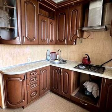 Продаж 1-кімнатна квартира на проспекті Перемоги (проспект курський)