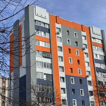 Богдана Хмельницького вул., 180