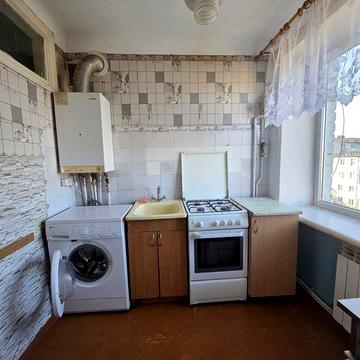 Продам 3-х кімн.кв в центрі з автономним опаленням.