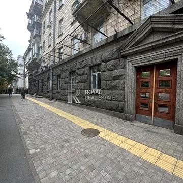Продаж квартири Київ 4к 107м2 Шевченківський Євгена Чикаленка Центр