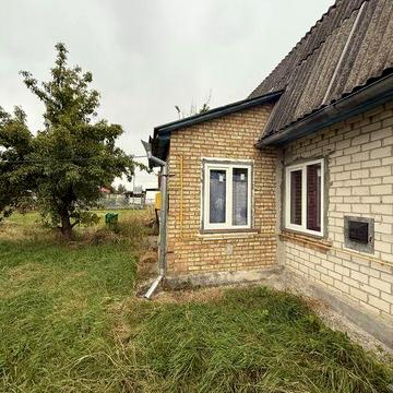 Дачний будинок на 6 сотках з газом та піччю. Мощун