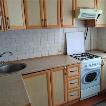 Продаж 3-кімнатної квартири вул. Революції Гідності (вул. Супруна)