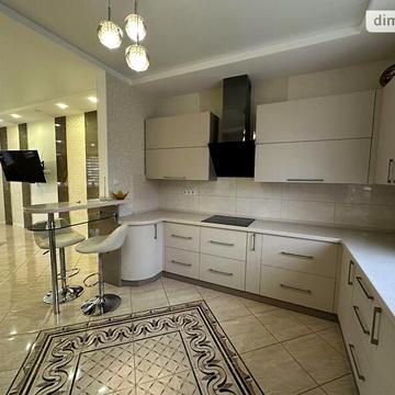 Довгострокова оренда 3к Дім Синьоводська (Маяковського) вулиця