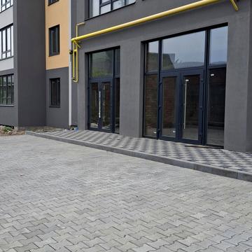 Романа Шухевича вул. (Курчатова), 8/2