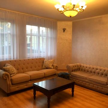 Євгена Коновальця вул. (Щорса), 3