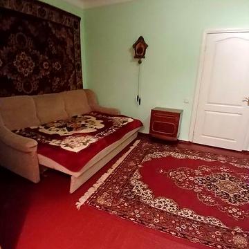 Сдаю 2к/квартиру 1й этаж рн Эпицентр (Херсонское Шоссе)1 этаж  балкон