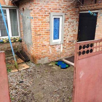 Продаю частину будинку, 2-х кімнатну. Фастів р-н Завокзалля