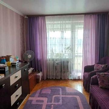 Продається простора 3-кімнатна квартира