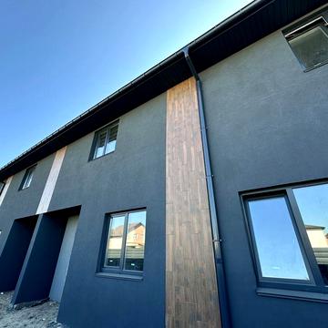 Таунхаус 67 000 $ ! З ремонтом 100 000 $ . єОселя , Сертифікат ! Газ