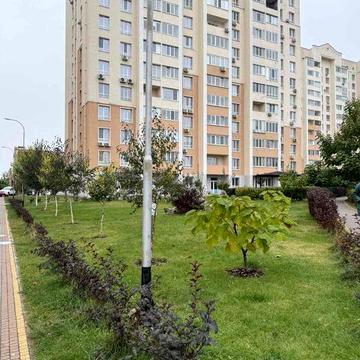 Продам 1 о кімнатну квартиру Софіївска Борщагівка вул. Чубинського 8-а