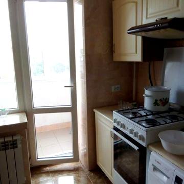 Здам трьох кимнатну квартиру на тривалий термин