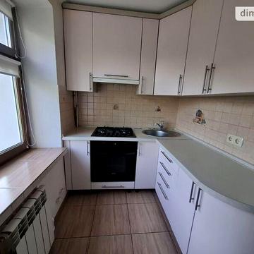 Продаж 1к Квартира Перемоги вулиця