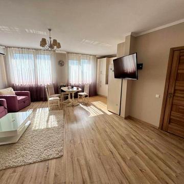 Здається в орнду однокімнатна квартира з кухня студія