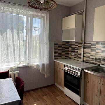 Оренда 1 кімнатна квартира, вул. Шухевича, 7000 грн+КП