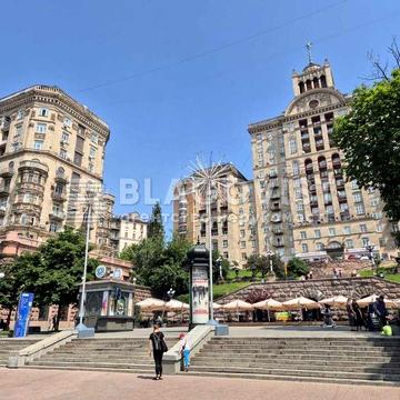 Продаж 1кім.Хрещатик,29.Сталінка.ст.М"Хрещатик", "Театральна",Печерськ