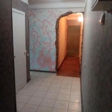 Єреванська вул., 14-Б