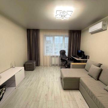 Продаж 2к квартири 50 кв. м на мас. Тополя-2