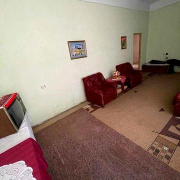 Продаж 3 к. квартири в центрі (смт.Богородчани)