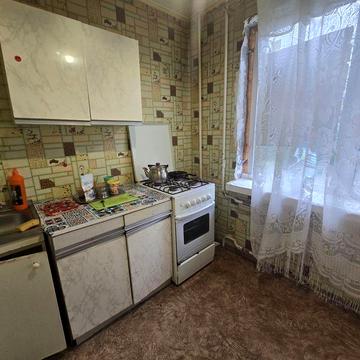 Продам 2х комнатную Ул. Мира 110