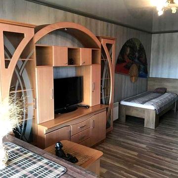 Оренда 1к квартири на вул. Сонячна Набережна 6