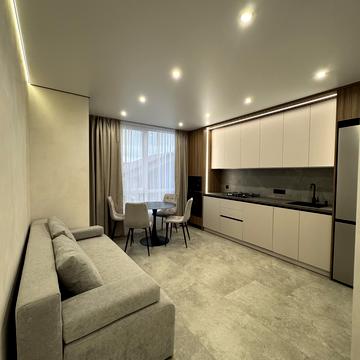 Героїв Миколаєва вул., 62