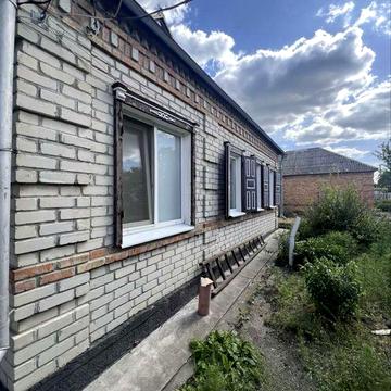 Продам цегляний будинок.Решкут