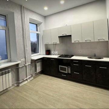 Сдам 3-к квартиру 80м2. ул. Ильенко Юрия, 12. 15500 грн