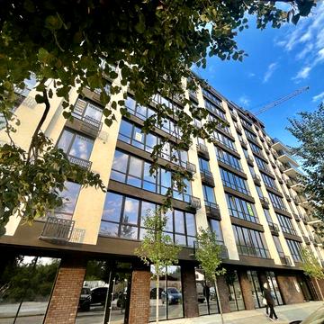 Продам 2-кім.квартиру в ЖК Manhattan поряд з центром та міським озером ЖК Manhattan