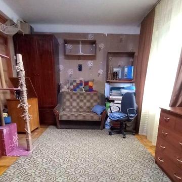 Продам 2 кім по Сергія Синенко (Кремлевська) Дніпровський р-н