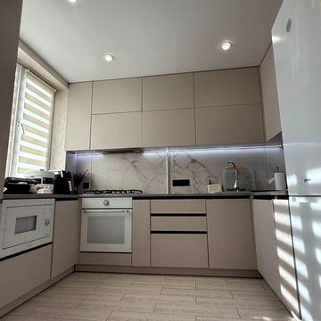 НЕ кутова,ВИДОВА,Економна 4 к. (90м2!) квартира,Жадова,Державності,АТБ