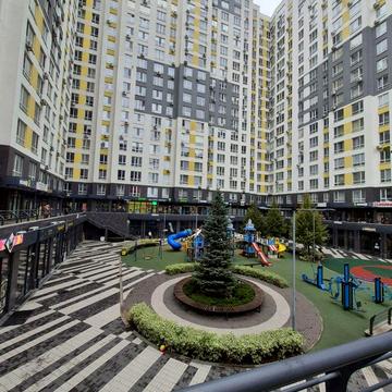Університетська вул., 1о