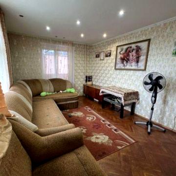 Продам 3к квартиру в центрі
