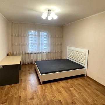 Балтійський пров., 5