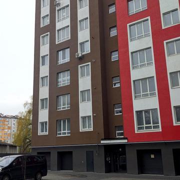 Богдана Хмельницького вул., 57д