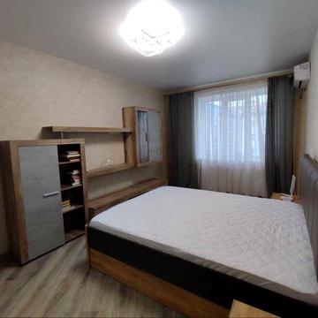 Оренда 1-кімнатної квартири в центрі міста
 ЖК «Містечко Центральне»