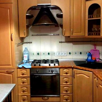 Тараса Шевченка бульв., 6