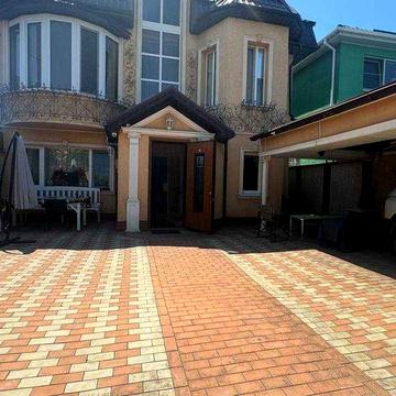 Чубаевка, ул. Березовая дом 240 кв м, 3 сотки земли