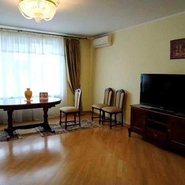 Продам  комфортну 3-кімнатна квартира на Д.Багалія( Пожарського),10/15