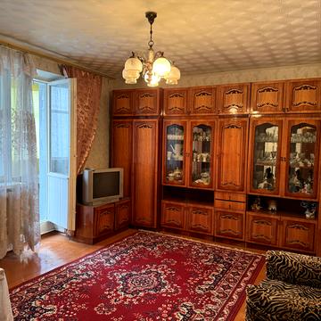 Київська вул., 19