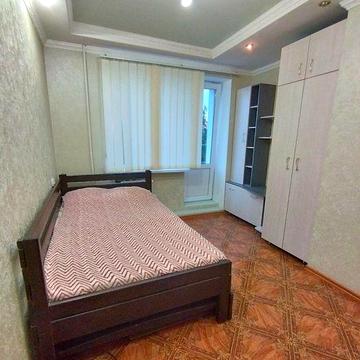 Здається квартира можна на короткий термін, комунальні послуги врахова