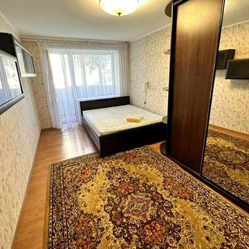 Здам 2-кімнатну квартиру на Замості, ближня Київська!