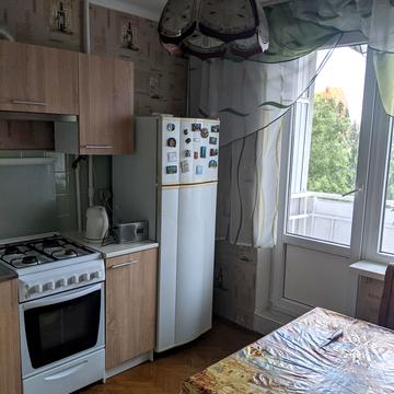 Березняківська вул., 16