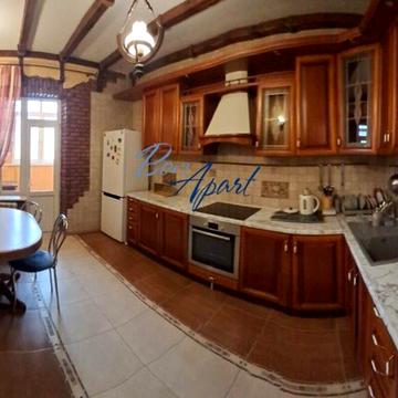 Анатолія Кузнецова вул. (Дмитрівська), 69