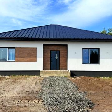 Продаж будинку на просторій ділянці в с.Боратин