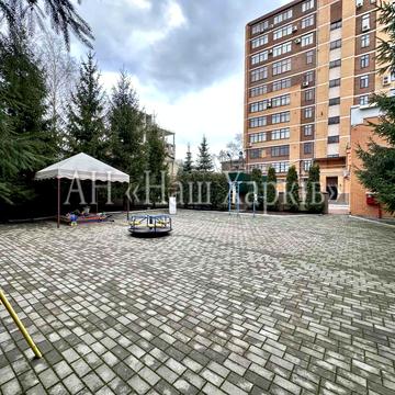 Чернишевська вул., 31а