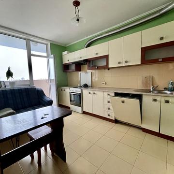 Авіаконструктора Ігоря Сікорського вул. (Танкова), 1