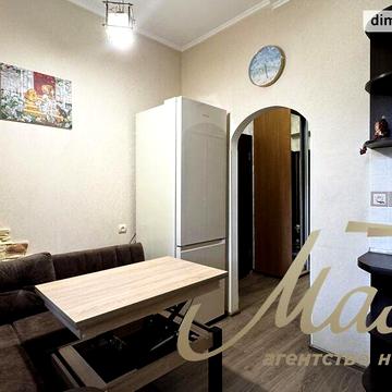 Продаж 1к Квартира Рекордна вулиця