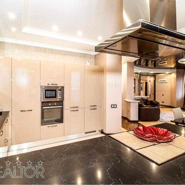 Продаж 4-к квартири в клубному будинку Азарін, пер. Отакара Яроша ЖК Азарін