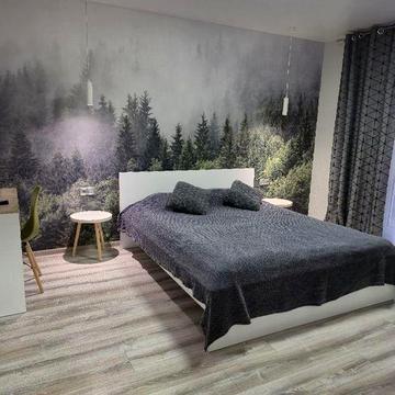 Здам однокімнатну на тривалий термін. Власник.